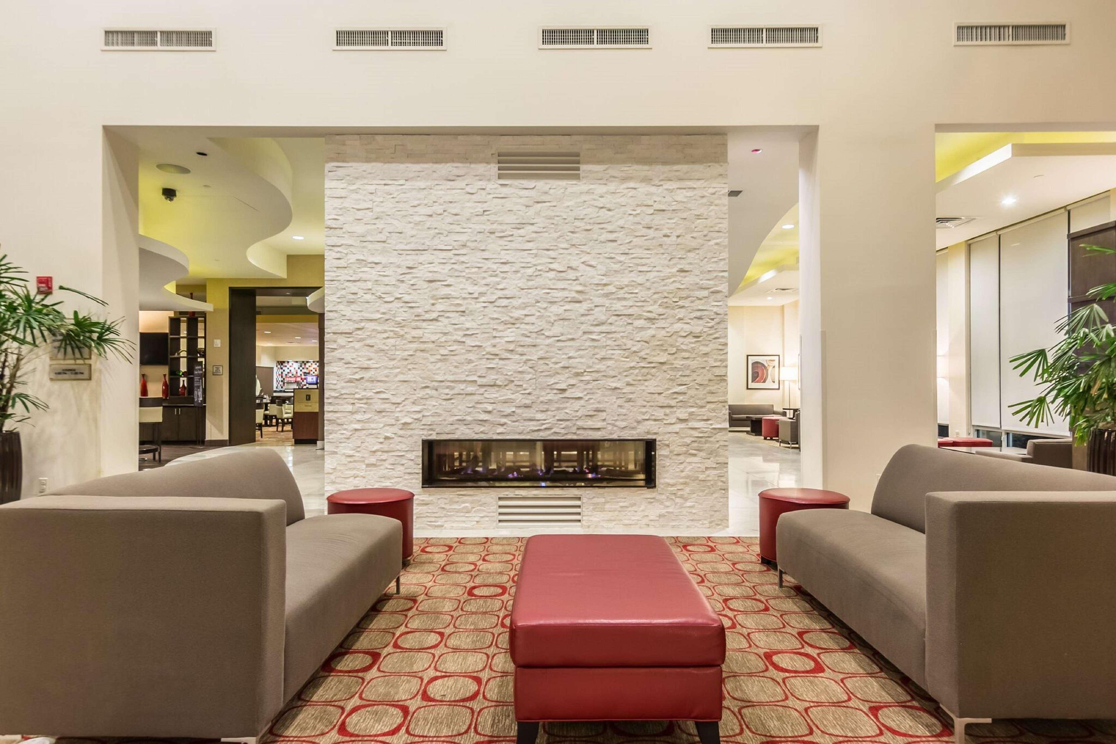 Embassy Suites By Hilton Newark Airport Элизабет Экстерьер фото
