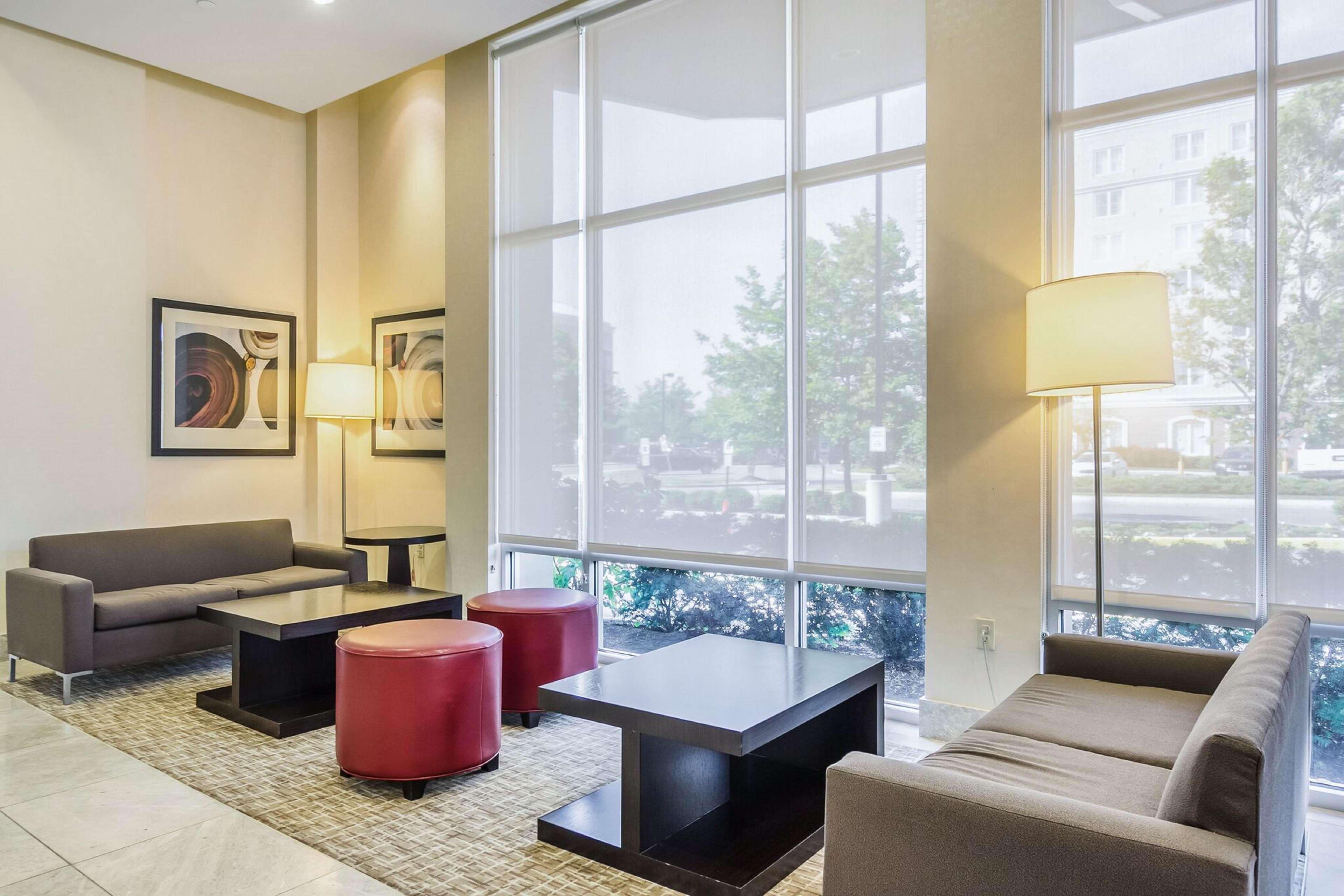 Embassy Suites By Hilton Newark Airport Элизабет Экстерьер фото
